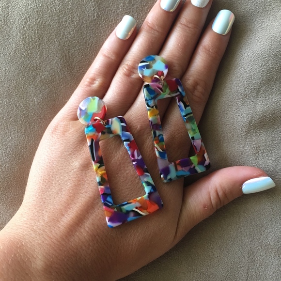 Speckled Rainbow Acrylic Tortoise Shell Earrings - Picture 3 of 5